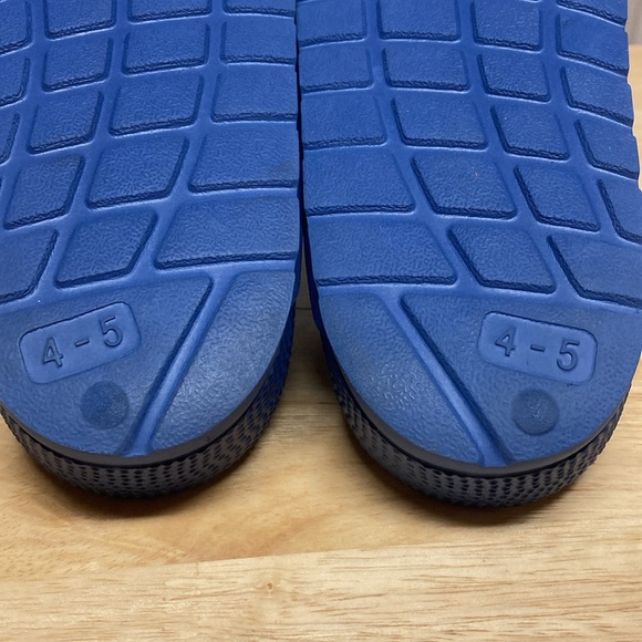 West Loop Navy Pool Slides Double Buckle Lightweight Shoes Size 4-5 - Picture 7 of 8